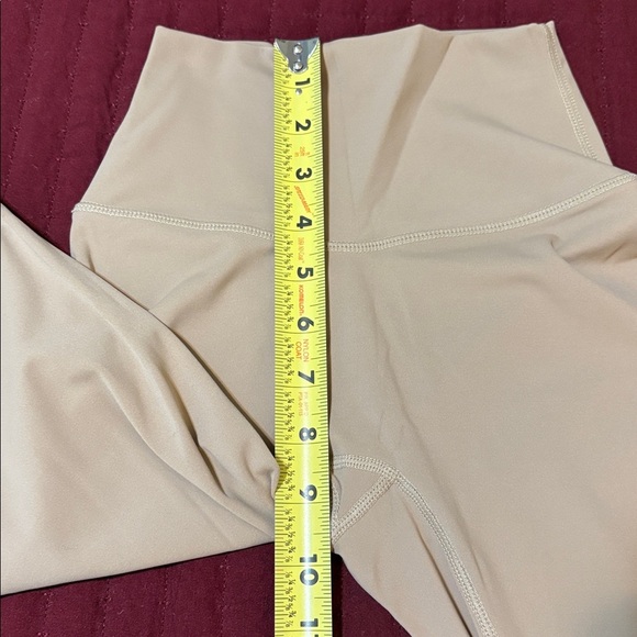 NVGTN Classic Beige Leggings - Picture 5 of 7